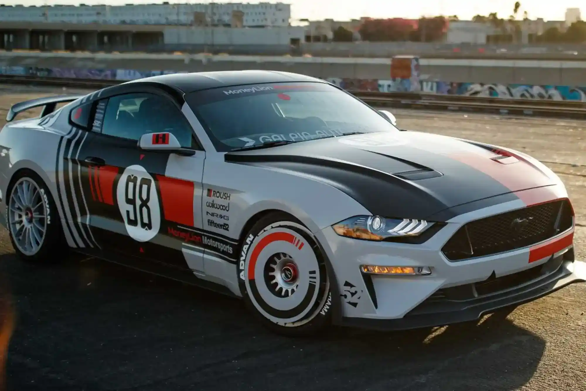 John Force's Real Ford Mustang 1997 Castrol Funny Car Photos