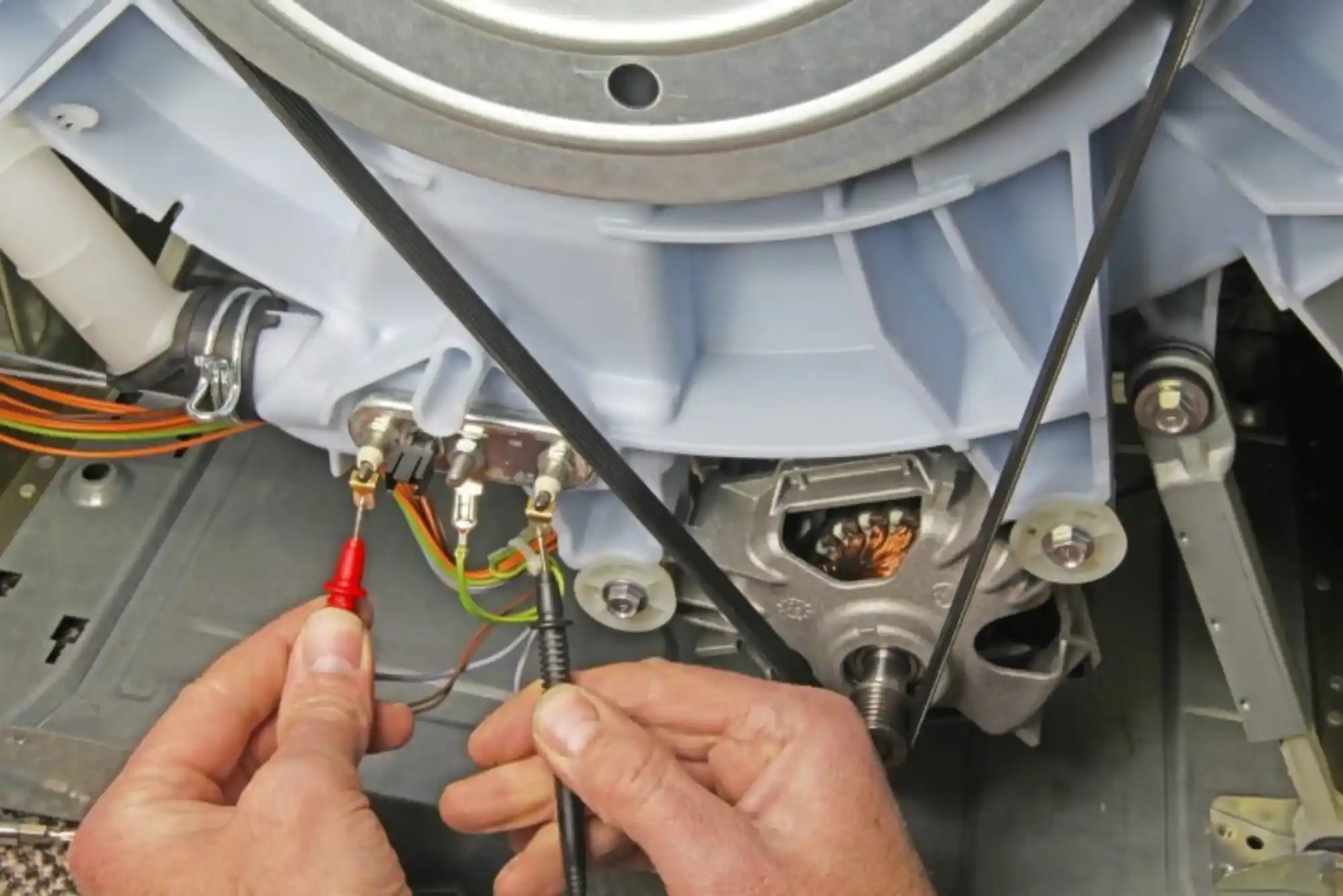 Signs of Dryer Drive Belt Problems